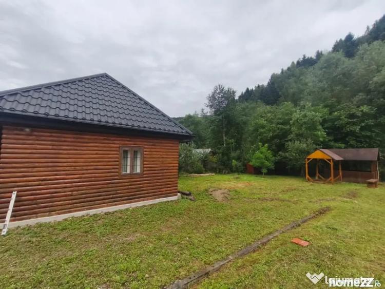 Casă cu 5 camere cu Teren 1250 Mp în Marginea
