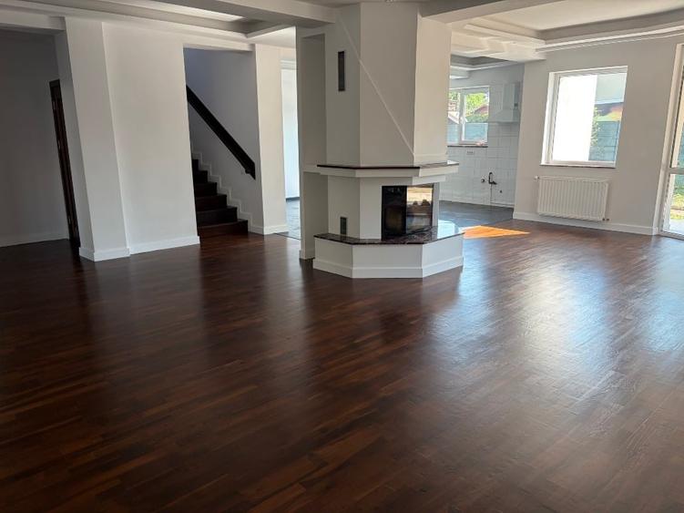 Casă individuală cu 5 camere cu Teren 640 Mp în Odăile