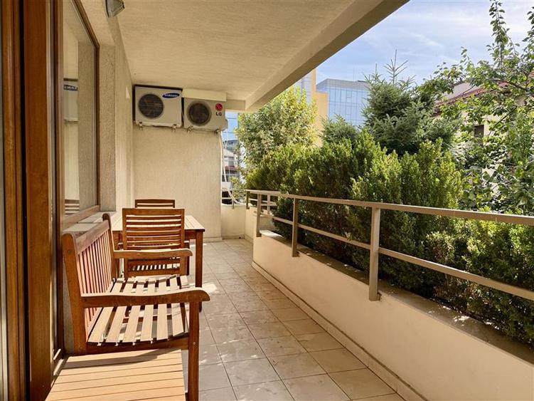 Apartament cu 4 camere semidecomandat, mobilat în Șoseaua Nordului