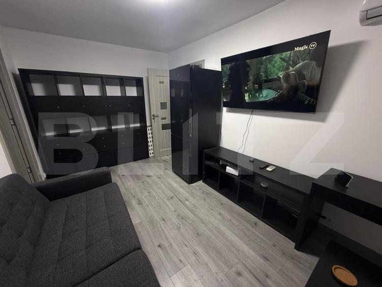 Apartament cu 2 camere semidecomandat, mobilat în Nord