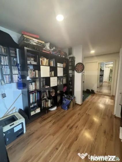 Apartament cu 3 camere decomandat în Torontalului