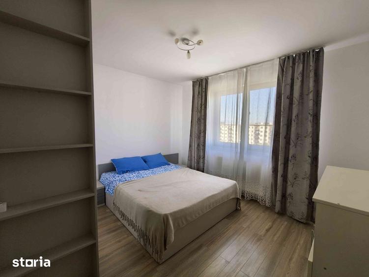 Apartament cu 2 camere decomandat în Tractorul