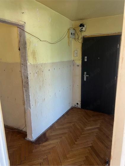 Apartament cu 3 camere decomandat în Zorilor