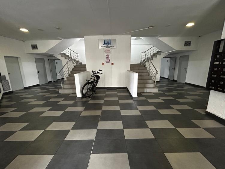 Apartament cu 3 camere decomandat, mobilat în Ostroveni