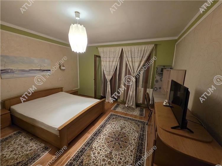 Apartament cu 3 camere decomandat, mobilat în Tilișca