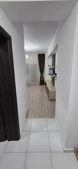 Garsonieră decomandată în Roșu