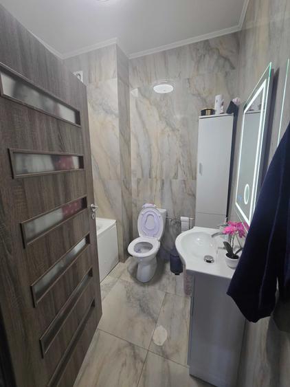 Apartament cu 3 camere decomandat în Sântandrei