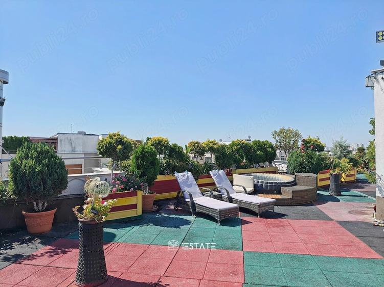 Apartament cu 4 camere decomandat în Titan