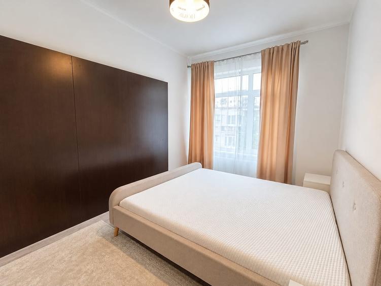 Apartament cu 2 camere decomandat în Centrul Civic