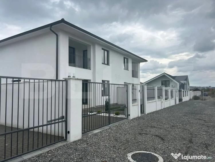 Casă cu 4 camere cu Teren 250 Mp în Unirii