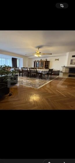 Casă individuală cu 4 camere cu Canalizare în Central