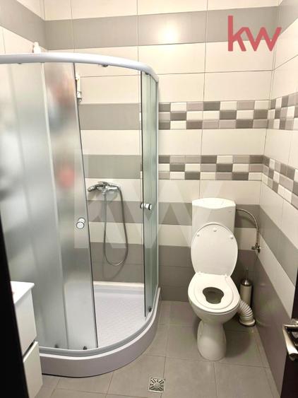 Casă individuală cu 4 camere cu Canalizare în Exterior Est