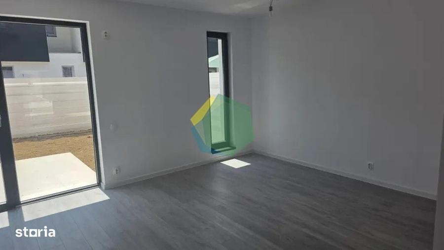 Casă cu 3 camere cu Teren 90 Mp în Central