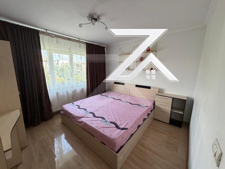 Apartament cu 3 camere decomandat, mobilat în Rovine
