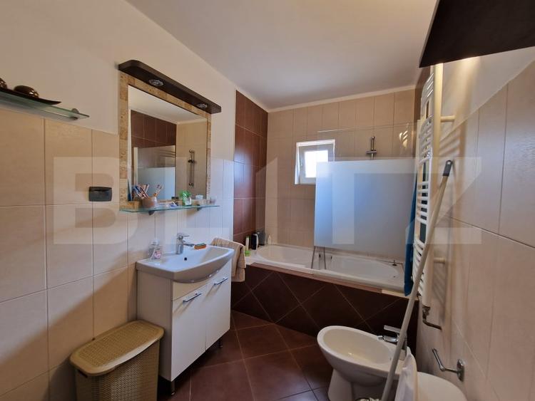 Apartament cu 3 camere 71mp - 8