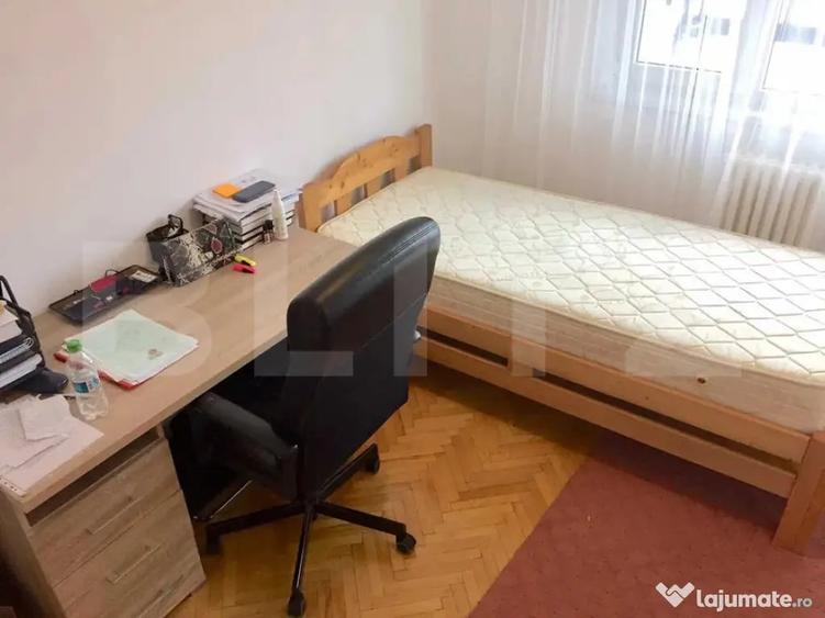 Apartament cu 3 camere decomandat în Independenței