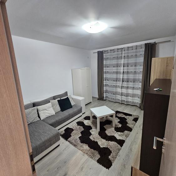 Garsonieră decomandată în Rahova