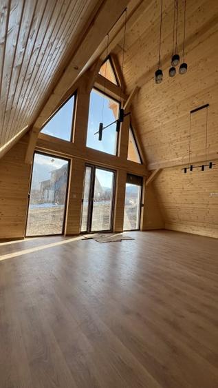 A-Frame premium in Glajerie Ra?nov langa Maggies Ranch - 9