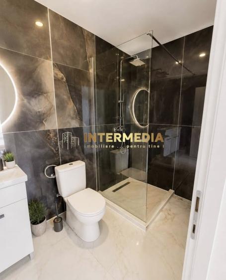 Casă individuală cu 3 camere cu Canalizare în Micești
