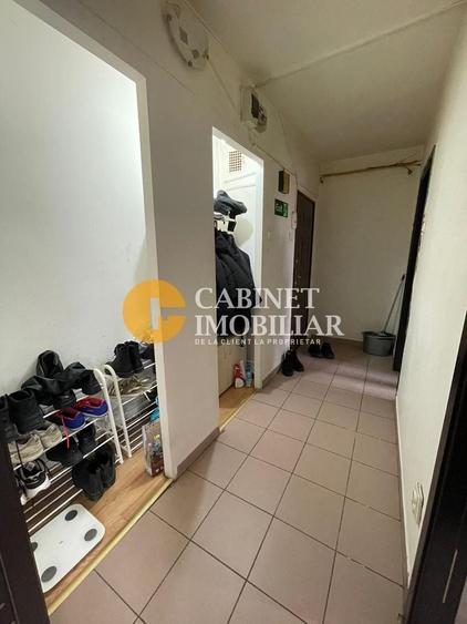 Apartament cu 2 camere nedecomandat, mobilat în Podu Roș