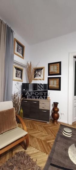 Apartament cu 3 camere circular, mobilat în Ultracentral
