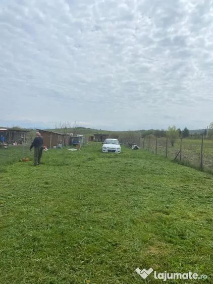 Teren de 1000 mp, în Sigmir