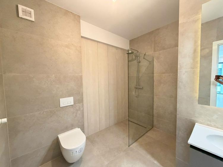 Apartament cu 3 camere în Iancu Nicolae