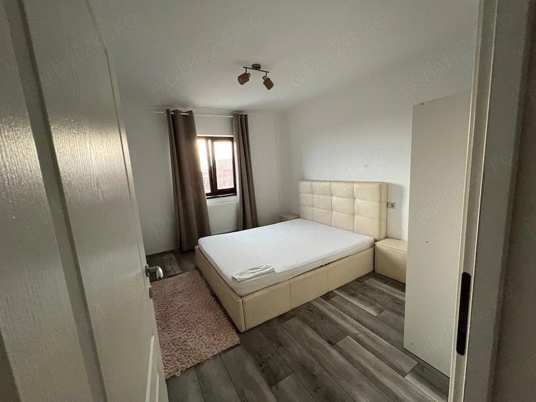 Apartament cu 3 camere semidecomandat în Giarmata