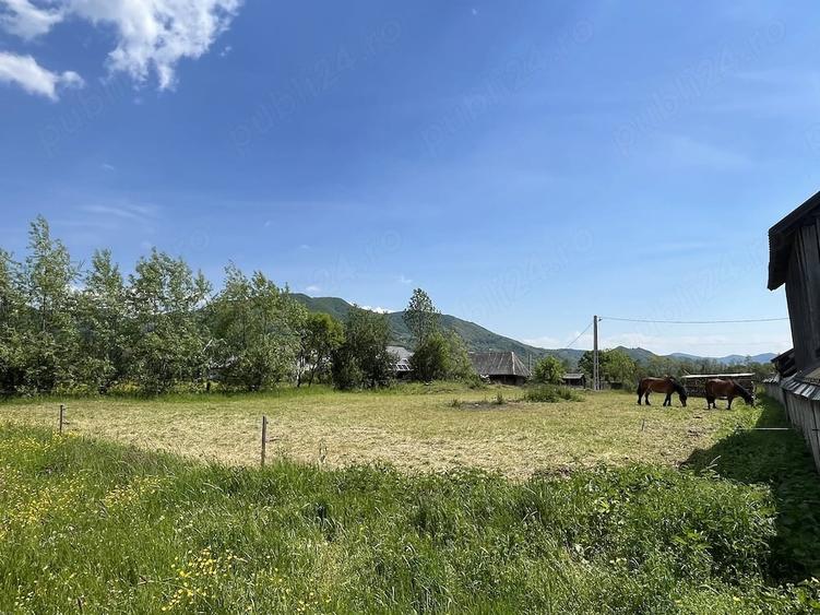 Teren de 1200 mp, în Oncești