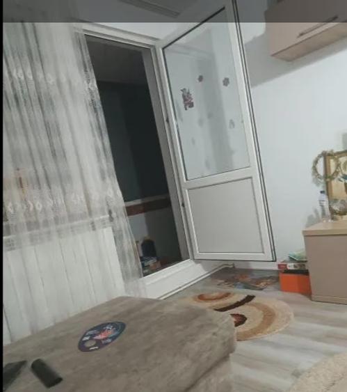 Apartament cu 2 camere circular, mobilat în Central