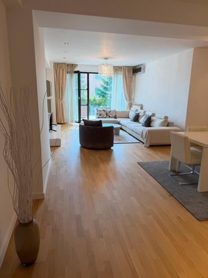 Apartament cu 3 camere, mobilat în Pipera