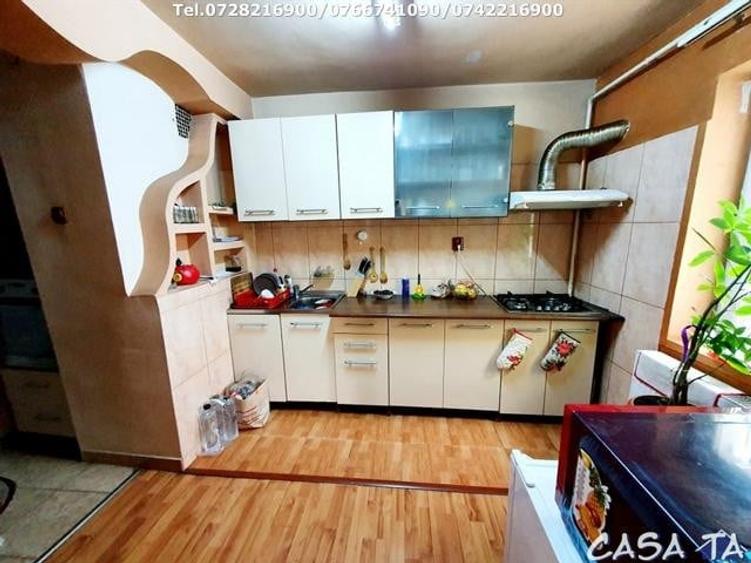 Apartament cu 3 camere decomandat, mobilat în 9 Mai — fotografia 2