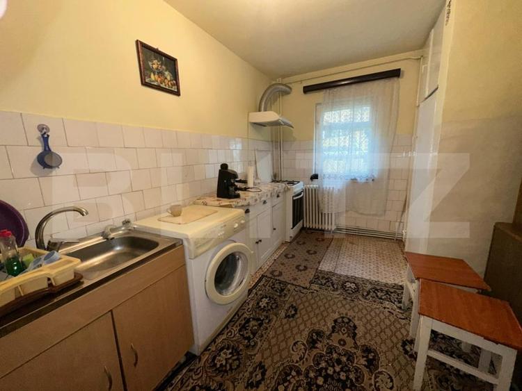 Apartament 3 camere, parter înalt, ideal firma/birouri - DEVA, ZARANDULUI - 2