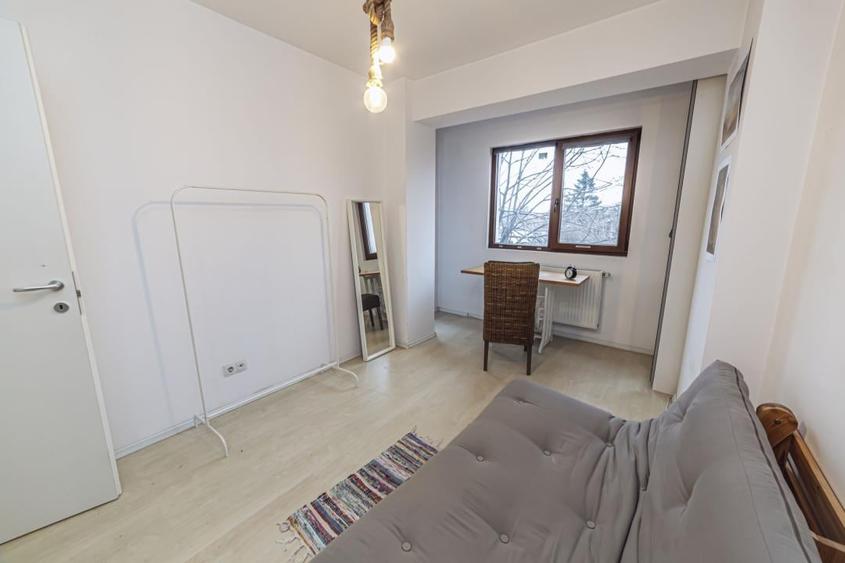 Apartament cu 2 camere decomandat, mobilat în Bucureștii Noi
