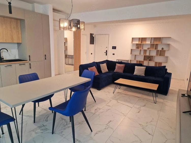 Apartament cu 2 camere decomandat în Central