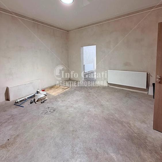Spațiu comercial, de 120 mp, în Micro 17