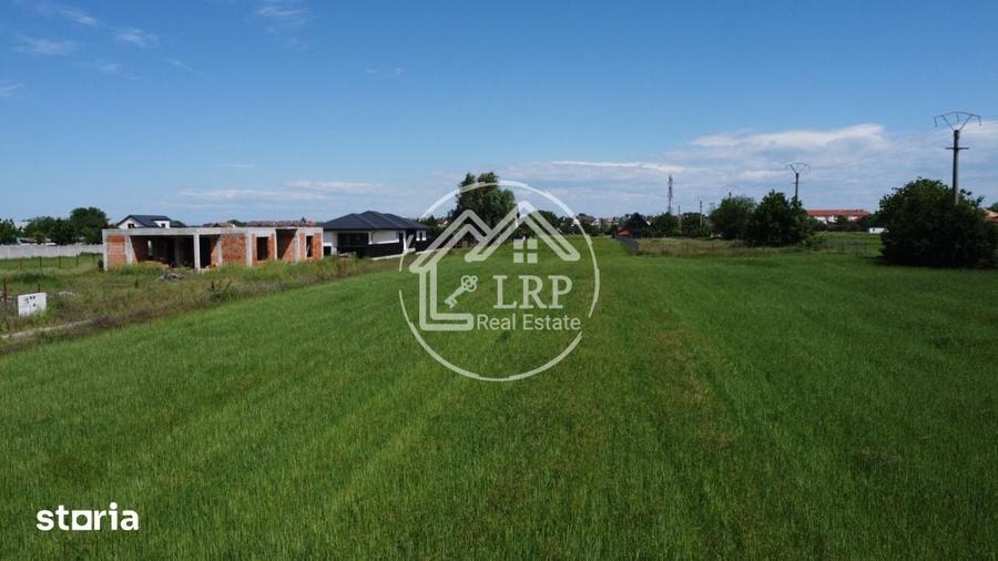 Teren de 2246 mp, în Snagov