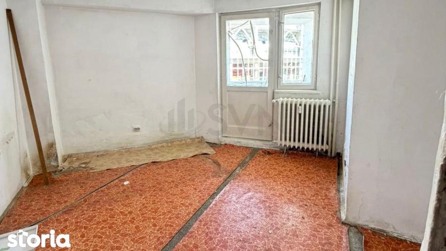 Apartament cu 3 camere decomandat în Crângași