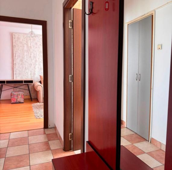 Apartament cu 2 camere semidecomandat în Gară