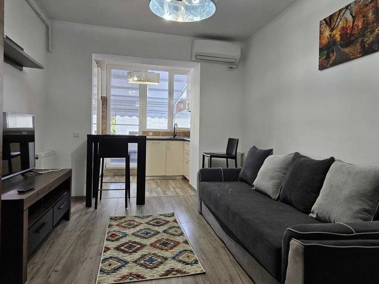 Apartament cu 2 camere decomandat în Sud