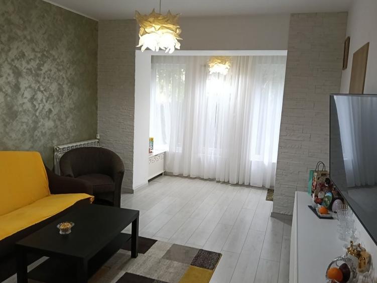 Vand apartament 3 camere, decomandat - 6