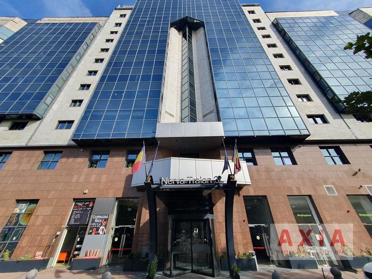 Birou, de 440 mp, în Unirii