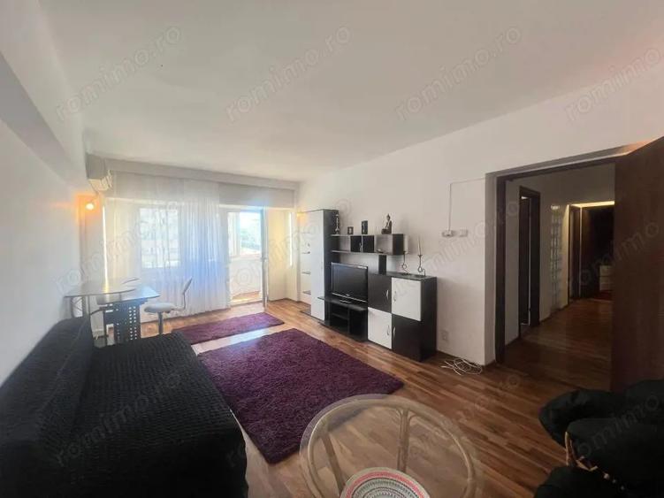 Apartament cu 2 camere decomandat în Trocadero