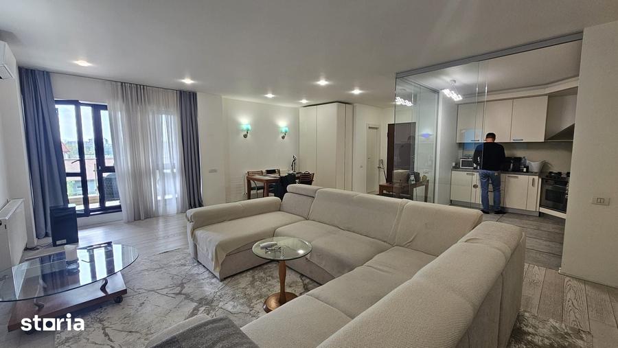 Apartament cu 4 camere în Central