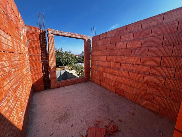 Casă cu Teren 180 Mp în Gai