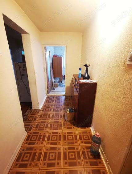 Apartament cu 4 camere decomandat în Central