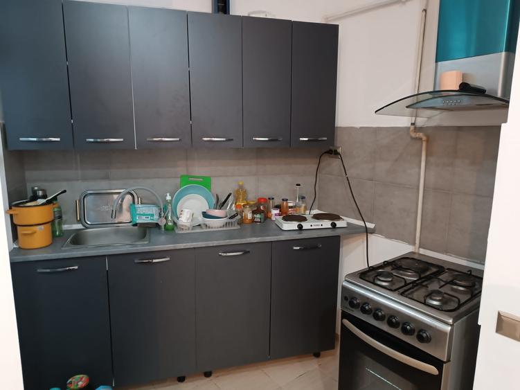 Apartament cu 2 camere semidecomandat în Cișmigiu
