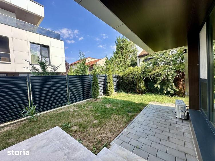 Casă cu 5 camere cu Teren 370 Mp în Central