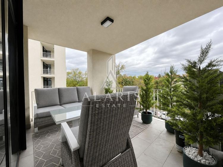 Apartament cu 4 camere semidecomandat, mobilat în Take Ionescu