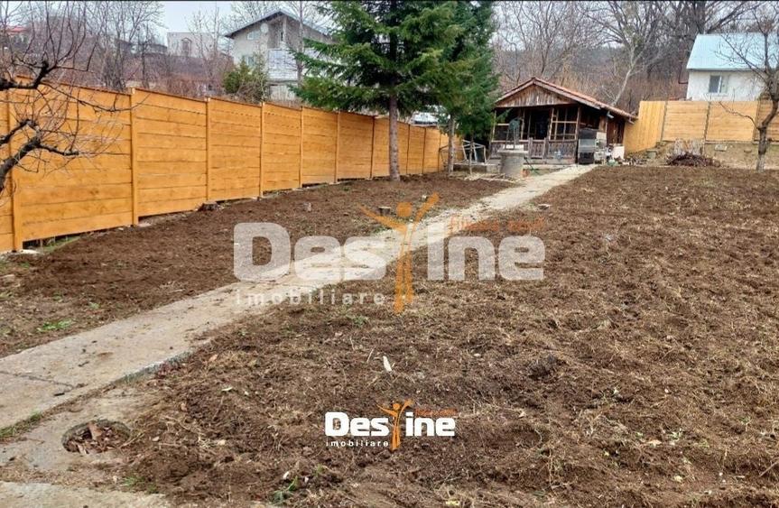 Teren Construcții intravilan de 688 mp, în Bucium